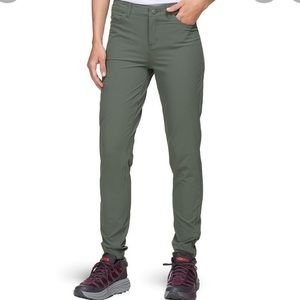 Patagonia Women’s Skyline Traveler Pants